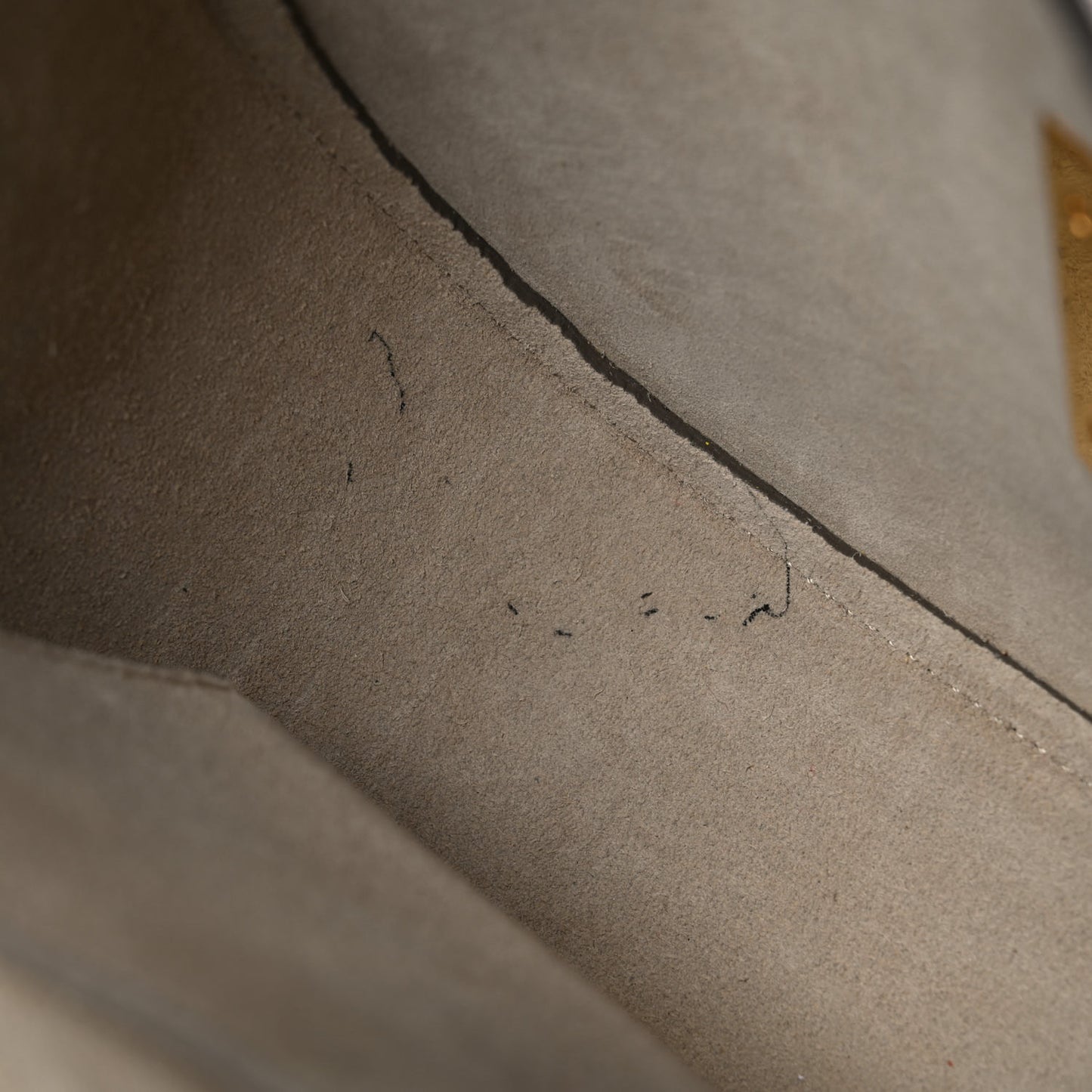 Grained Calfskin Lambskin Mini Bi-Color Drew Shoulder Bag Powder Beige Caramel