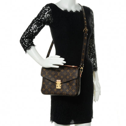 Louis Vuitton Monogram Pochette Metis 2 of 8