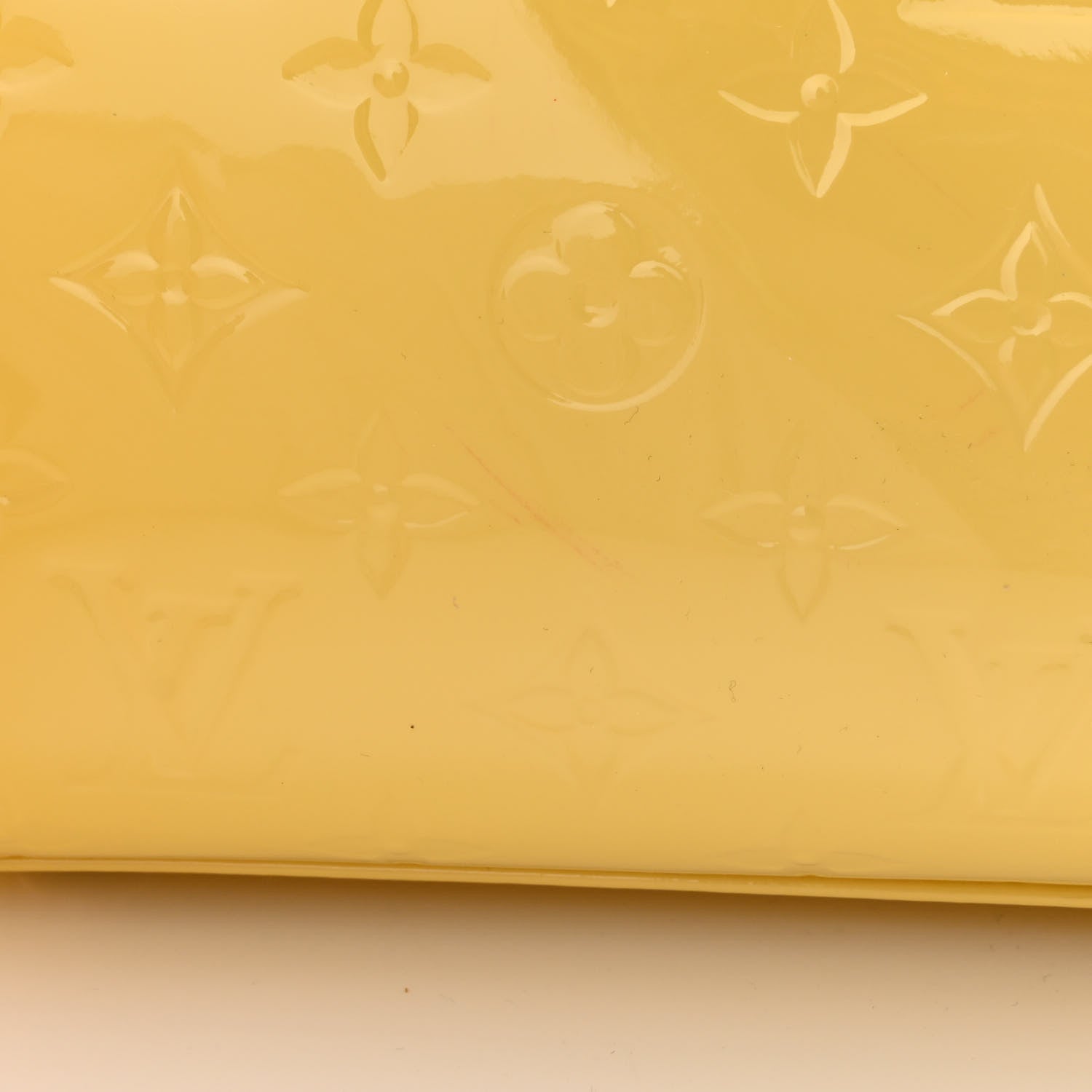 Louis Vuitton Vernis Brea MM Citrine 17 of 19