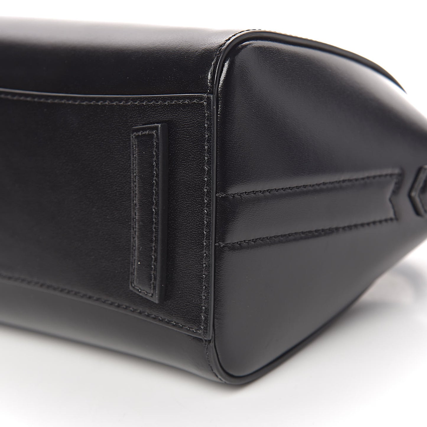 Shiny Lord Calfskin Mini Antigona Black