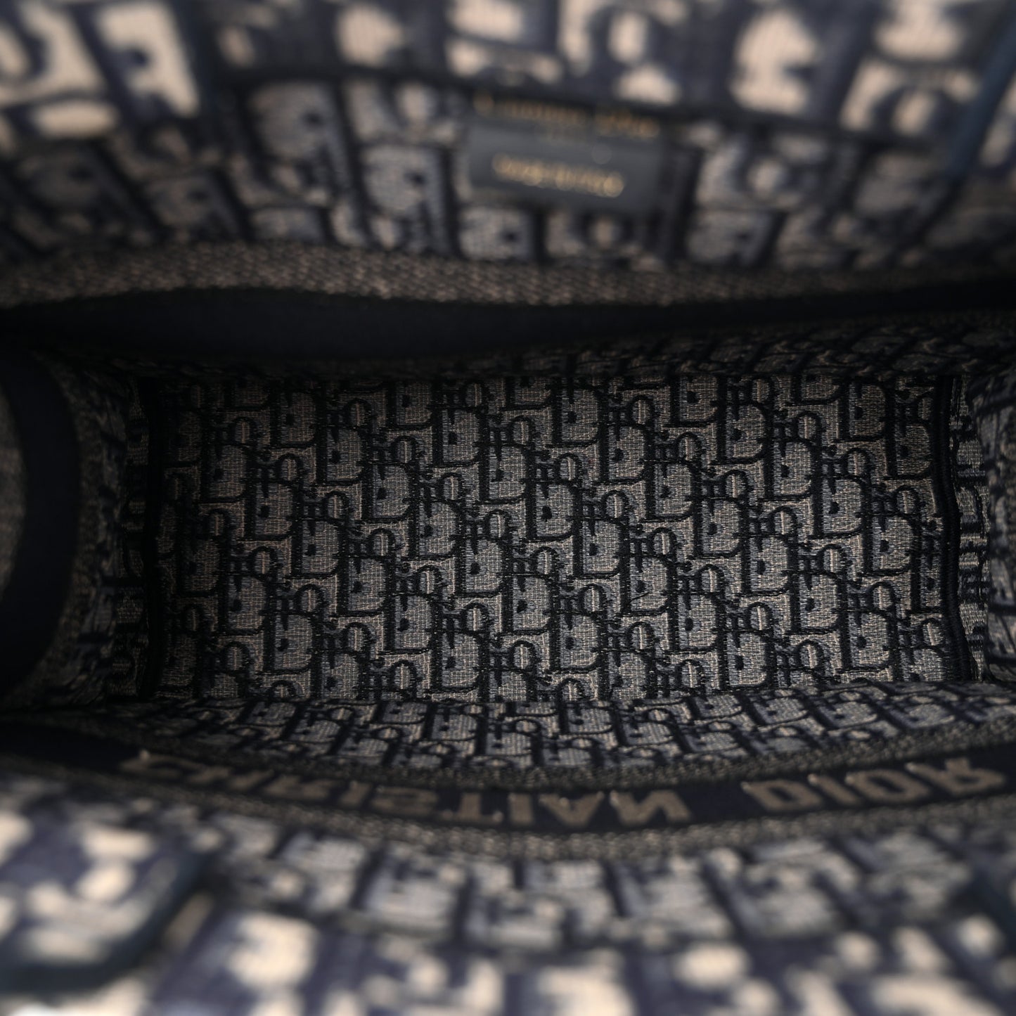 Oblique Medium Book Tote Blue Multicolor