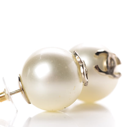 Chanel Pearl CC Large Earrings Gold 7 of 9