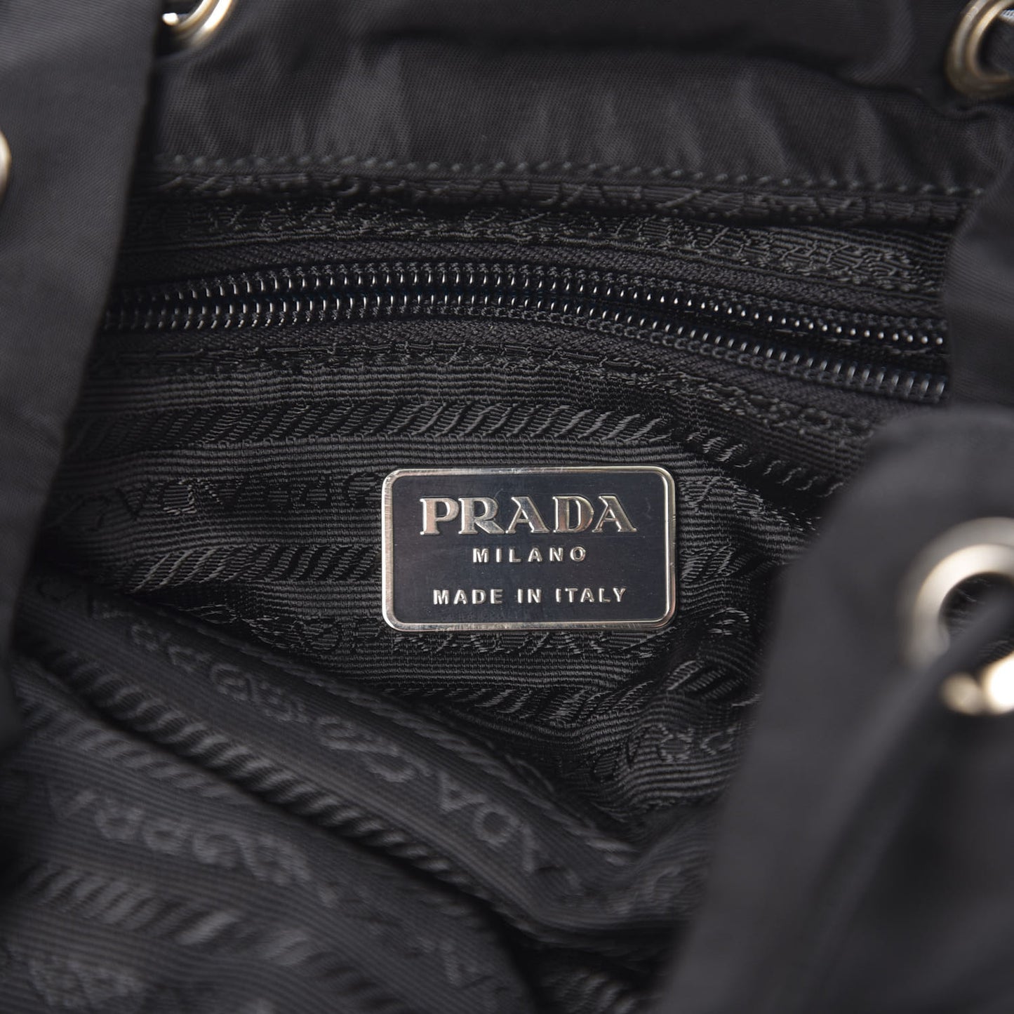 Nylon Vela Medium Cinch Backpack Black