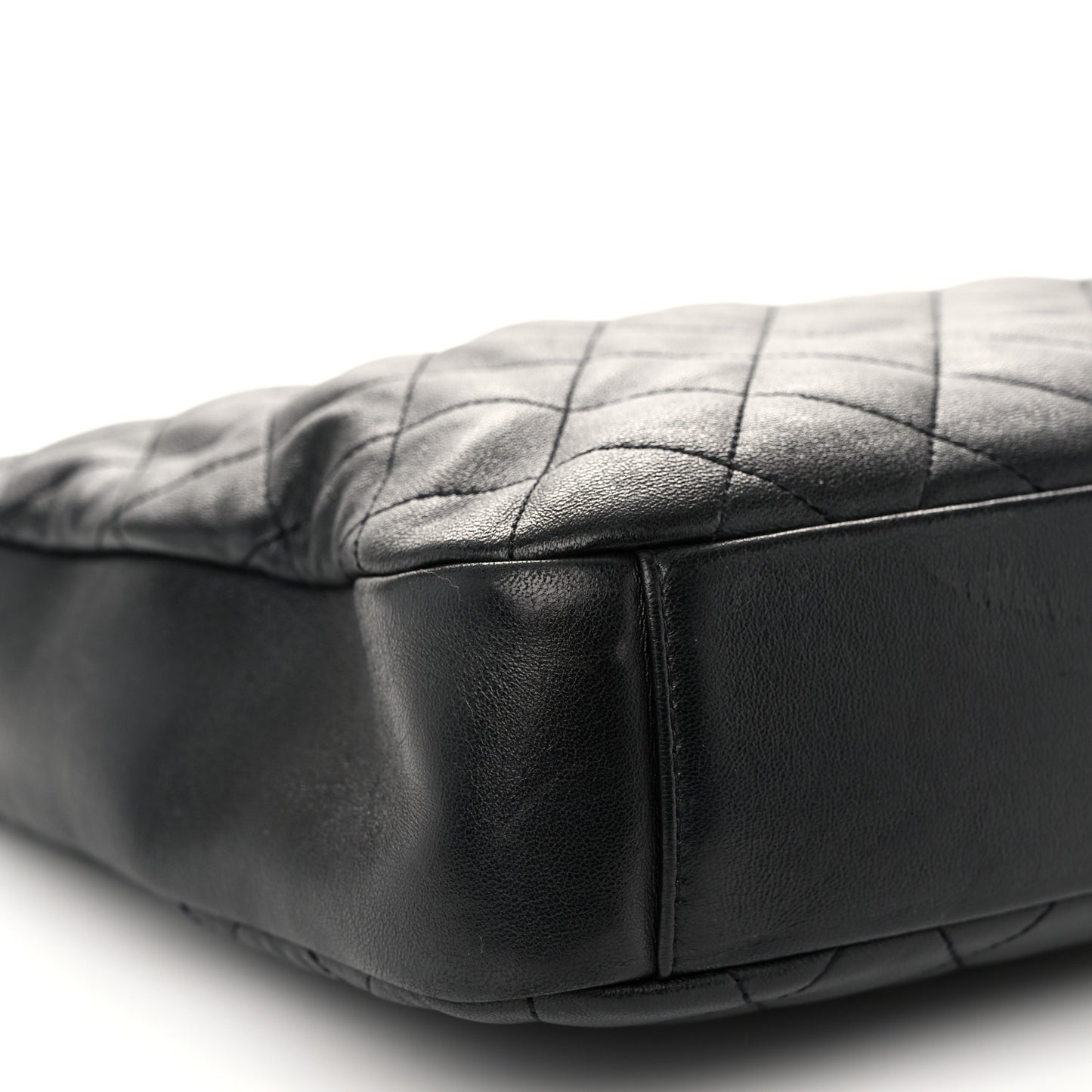 Lambskin Quilted CC Chain Link Hobo Black