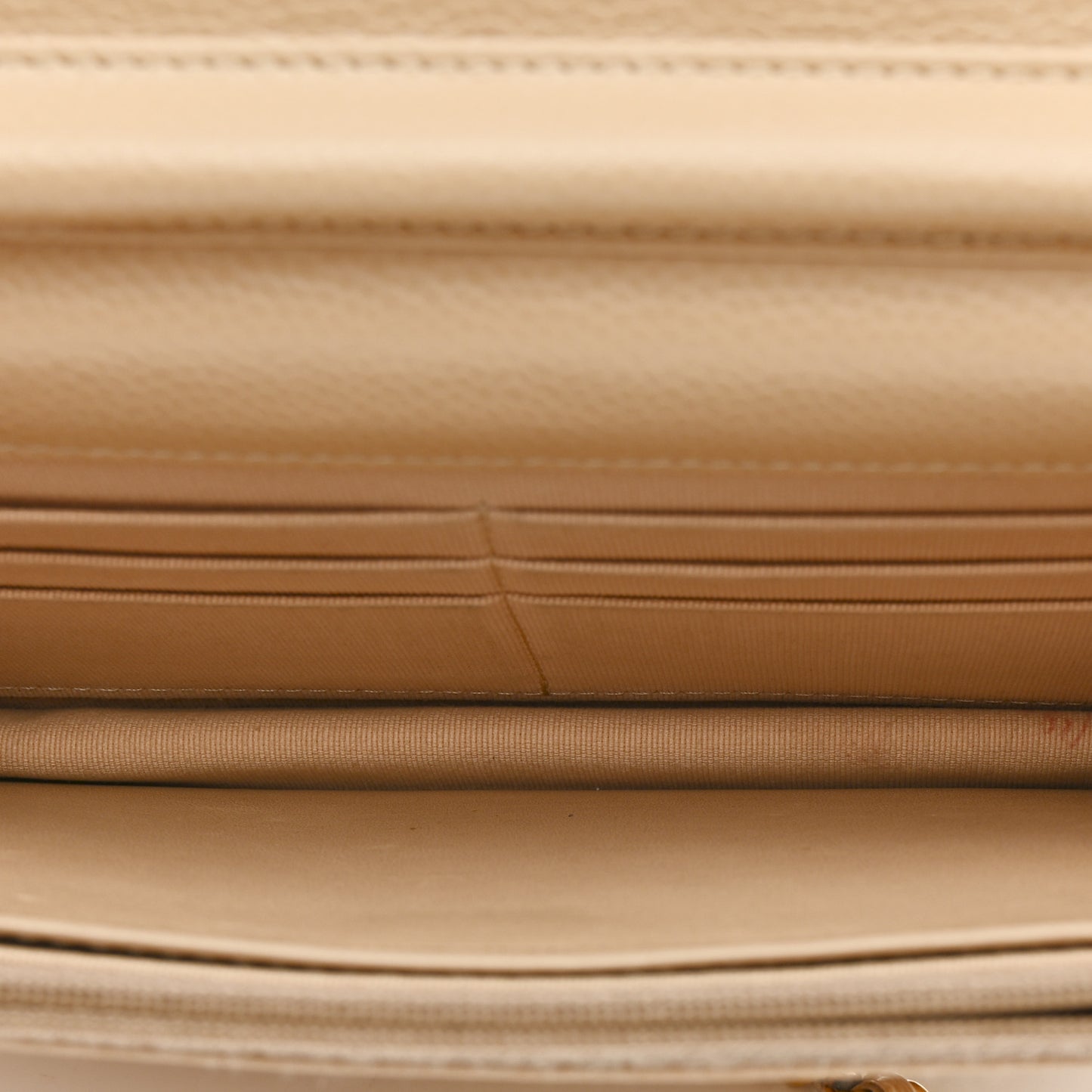 Caviar Quilted Wallet On Chain WOC Beige