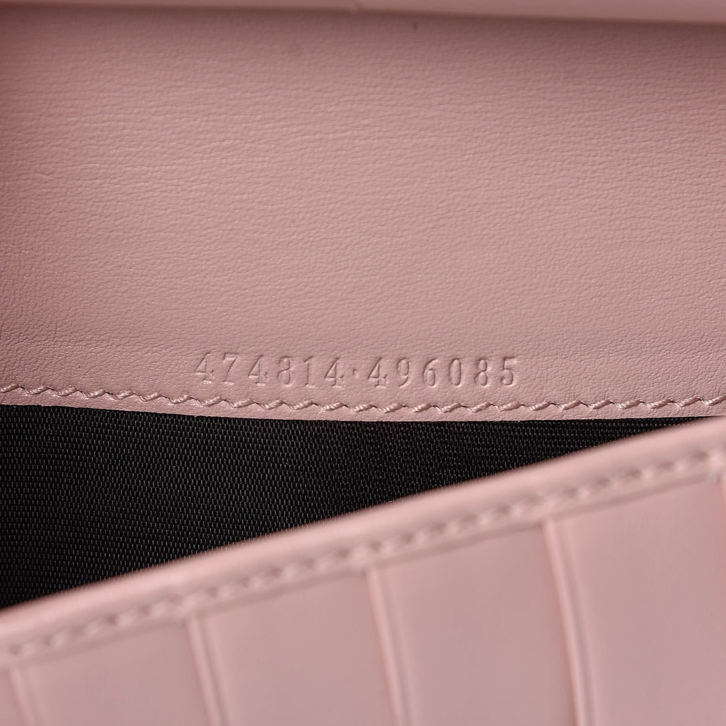 Calfskin Matelasse GG Marmont Zip Around Organizer Wallet Perfect Pink