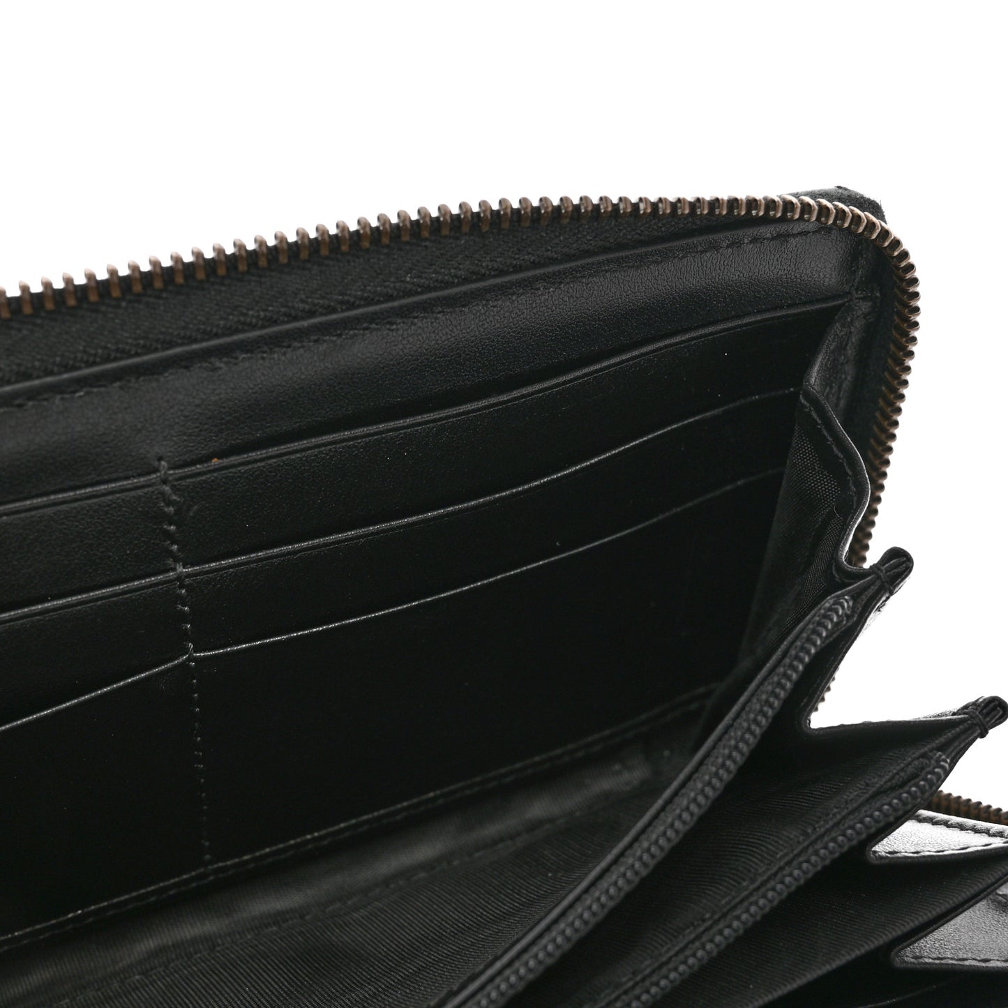 Calfskin Matelasse GG Marmont Zip Around Wallet Black
