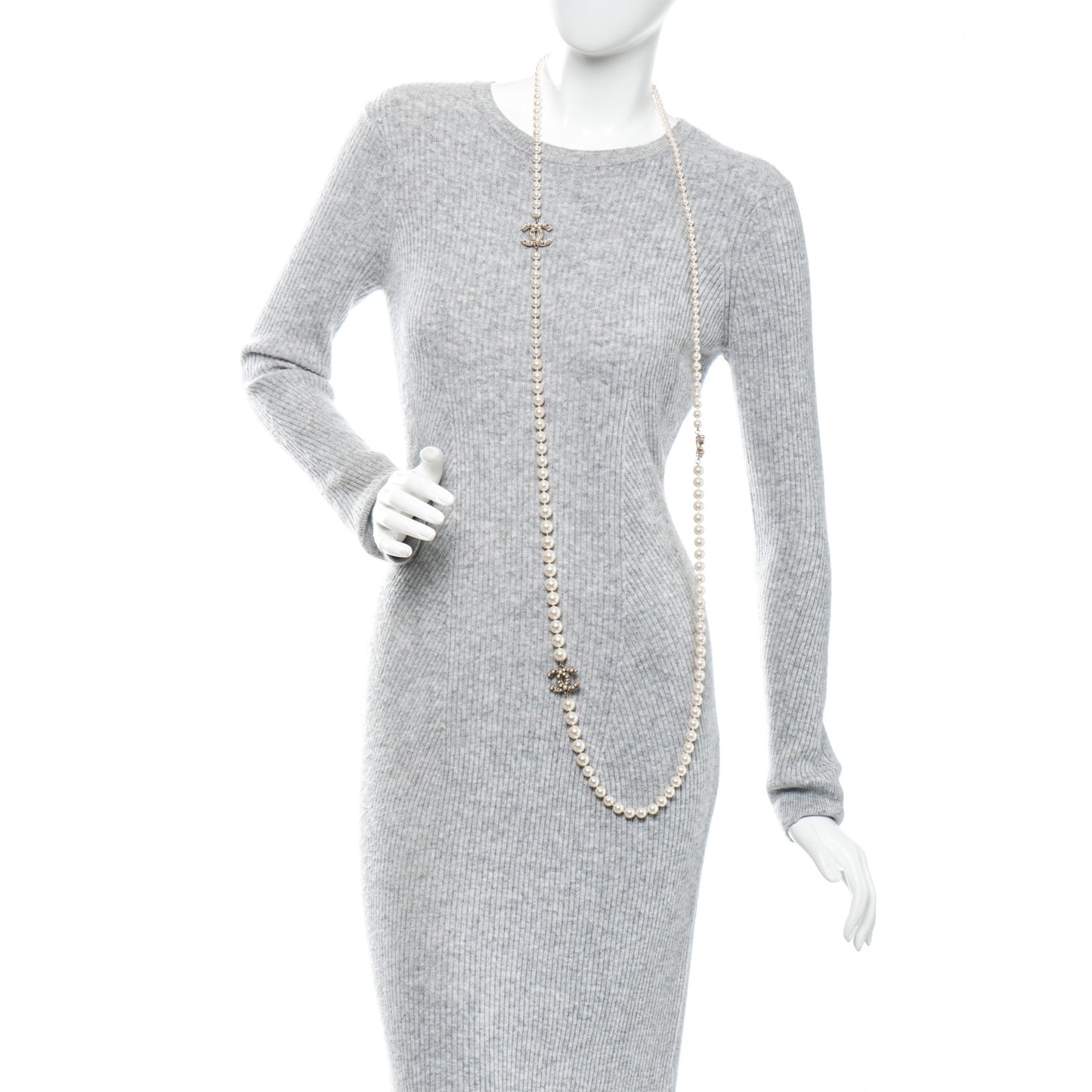Graduated Pearl CC Long Necklace Gold