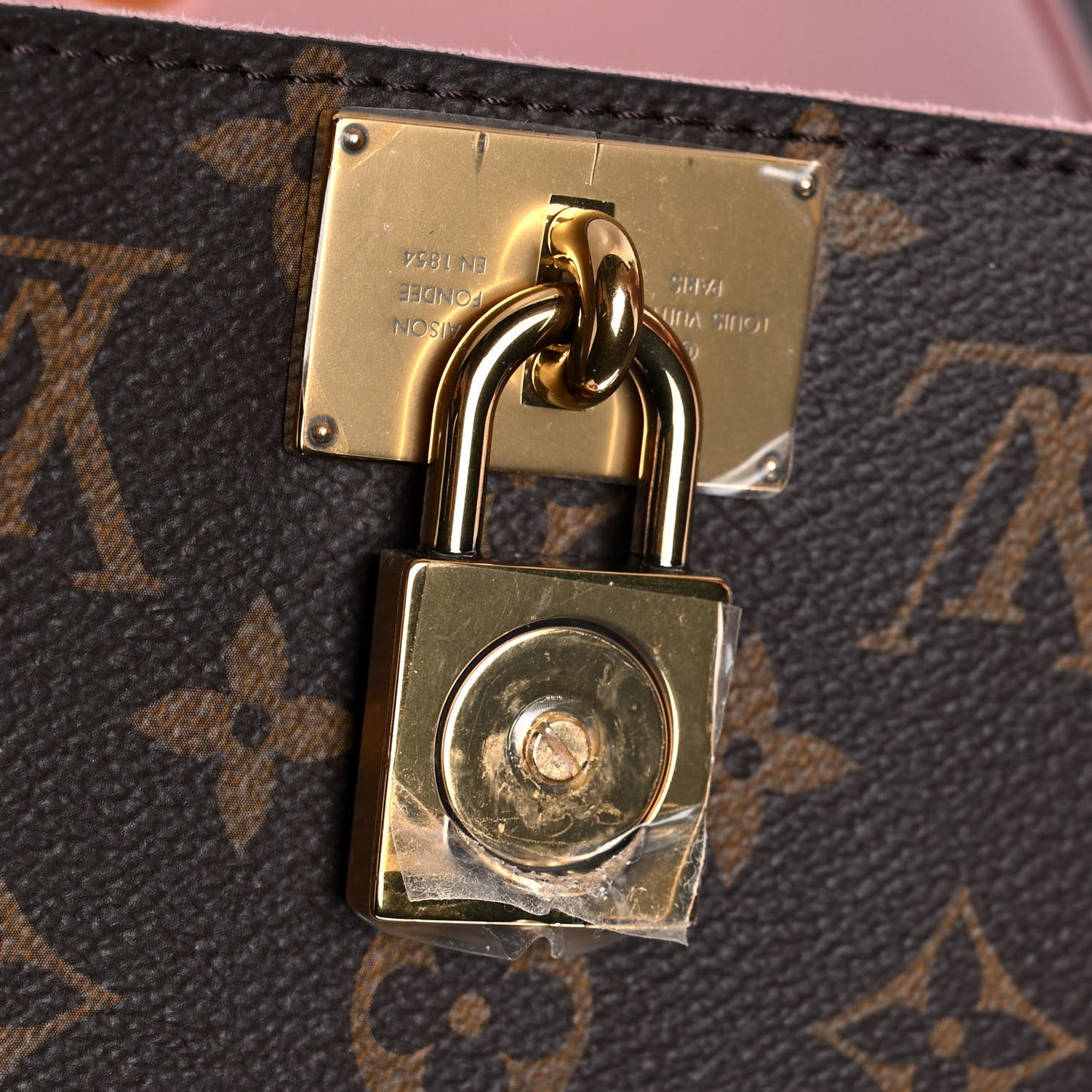 Monogram Marignan Rose Poudre