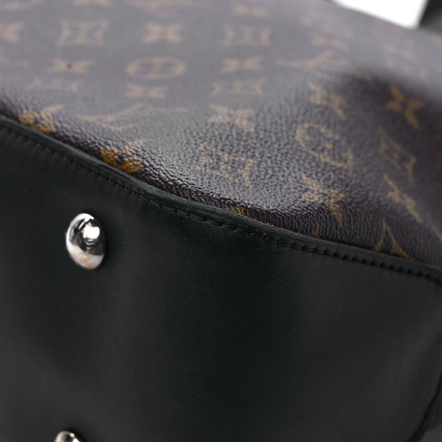 Monogram Macassar Davis