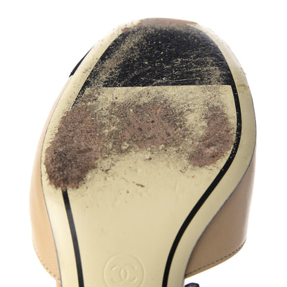 Chanel Lambskin Patent Grosgrain Pearl Camellia Pumps 37 Beige Black 10 of 18