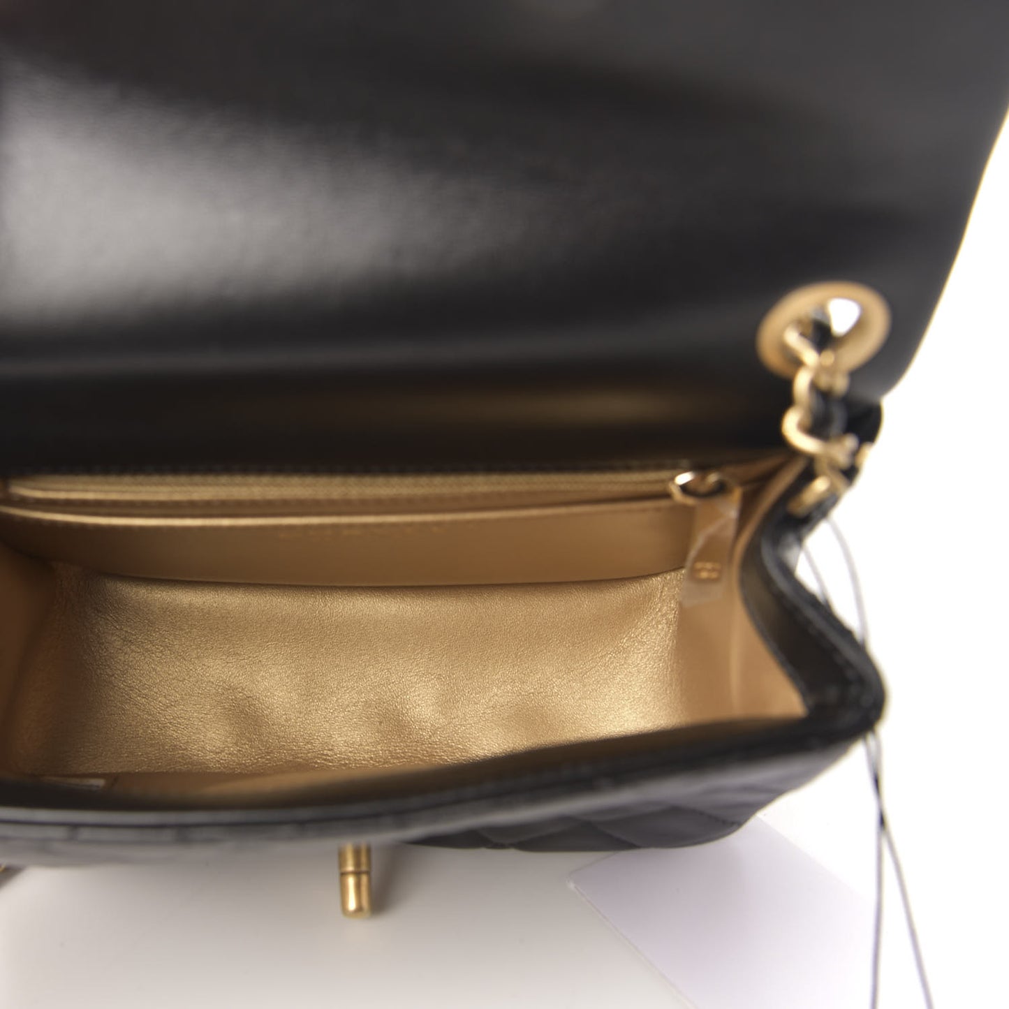 Lambskin Quilted Mini Pearl Crush Flap Black
