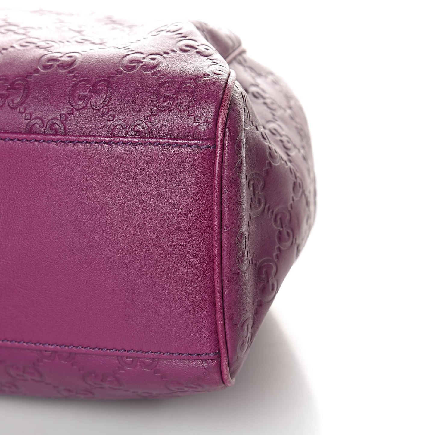 Guccissima Charmy Shoulder Bag Purple