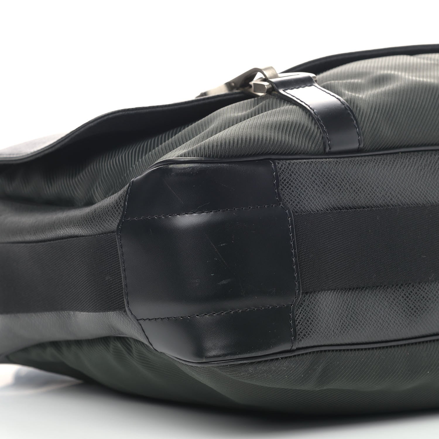 Louis Vuitton Taiga Dersou Messenger Bag Ardoise 7 of 17
