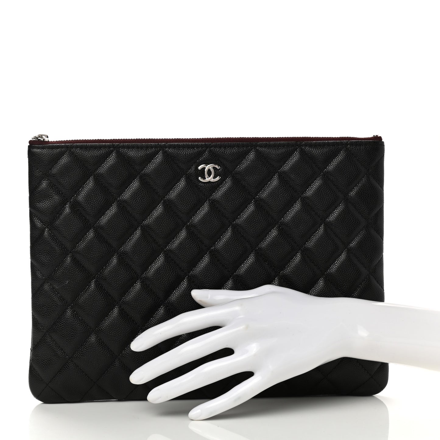 Caviar Quilted Medium Cosmetic Case Black