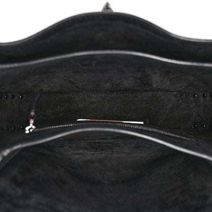 Valentino Garavani Pebbled Calfskin Onyx Medium Rockstud Rolling Flap Saddle Bag Black 5 of 14