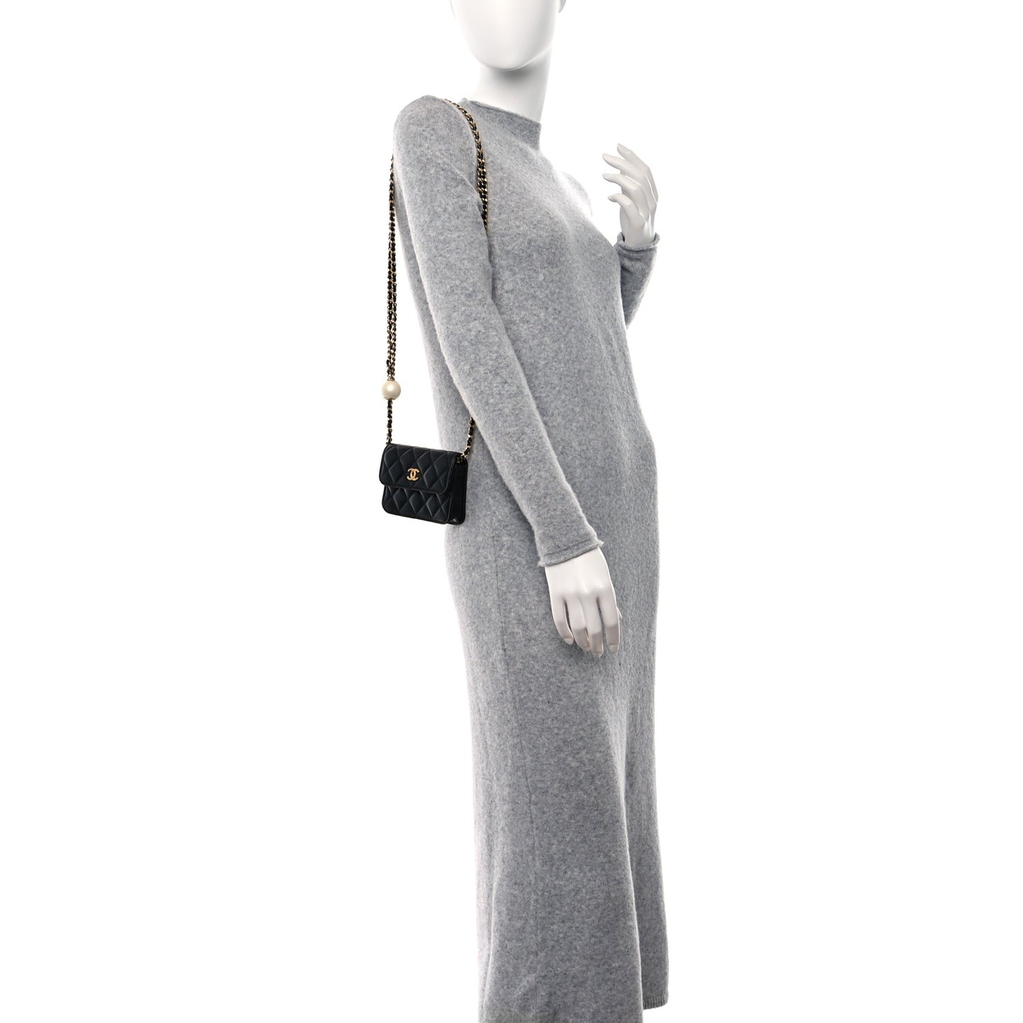 Lambskin Quilted Maxi Pearl Clutch With Chain Black