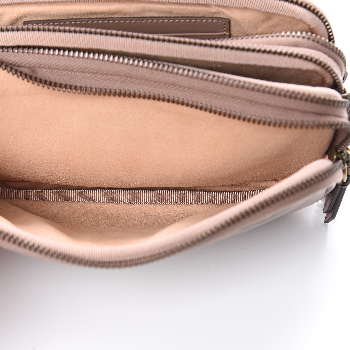Calfskin Matelasse Mini GG Marmont Chain Crossbody Bag Porcelain Rose