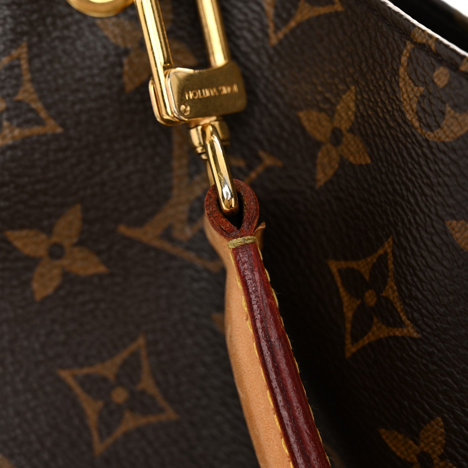 Louis Vuitton Monogram Metis 12 of 13