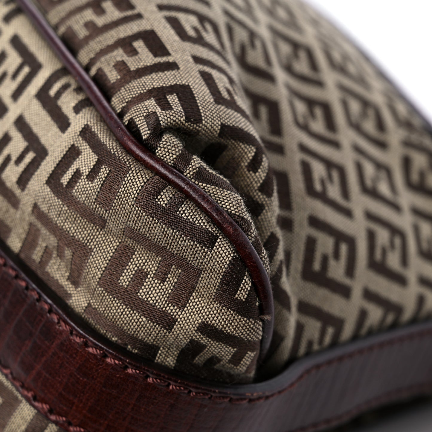 Zucchino Logo Shoulder Bag Tobacco