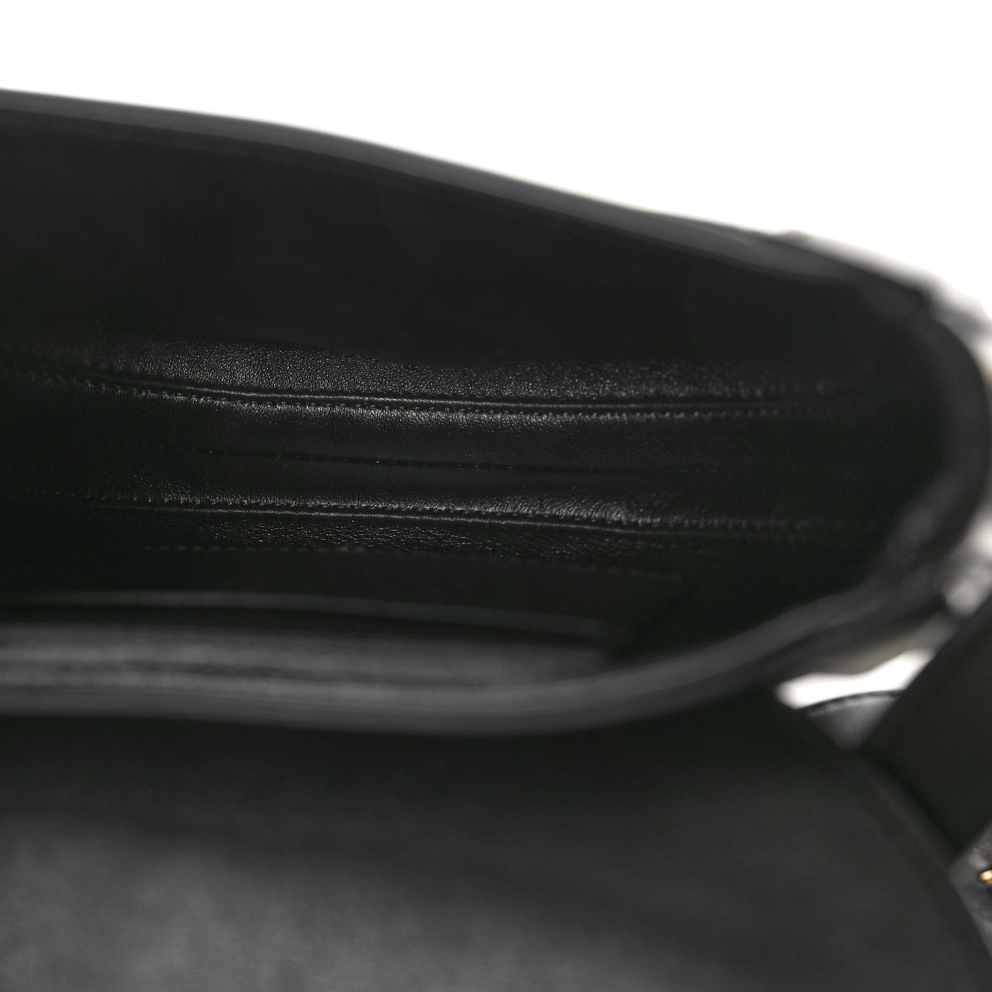 Satinated Calfskin Besace Small 16 Black