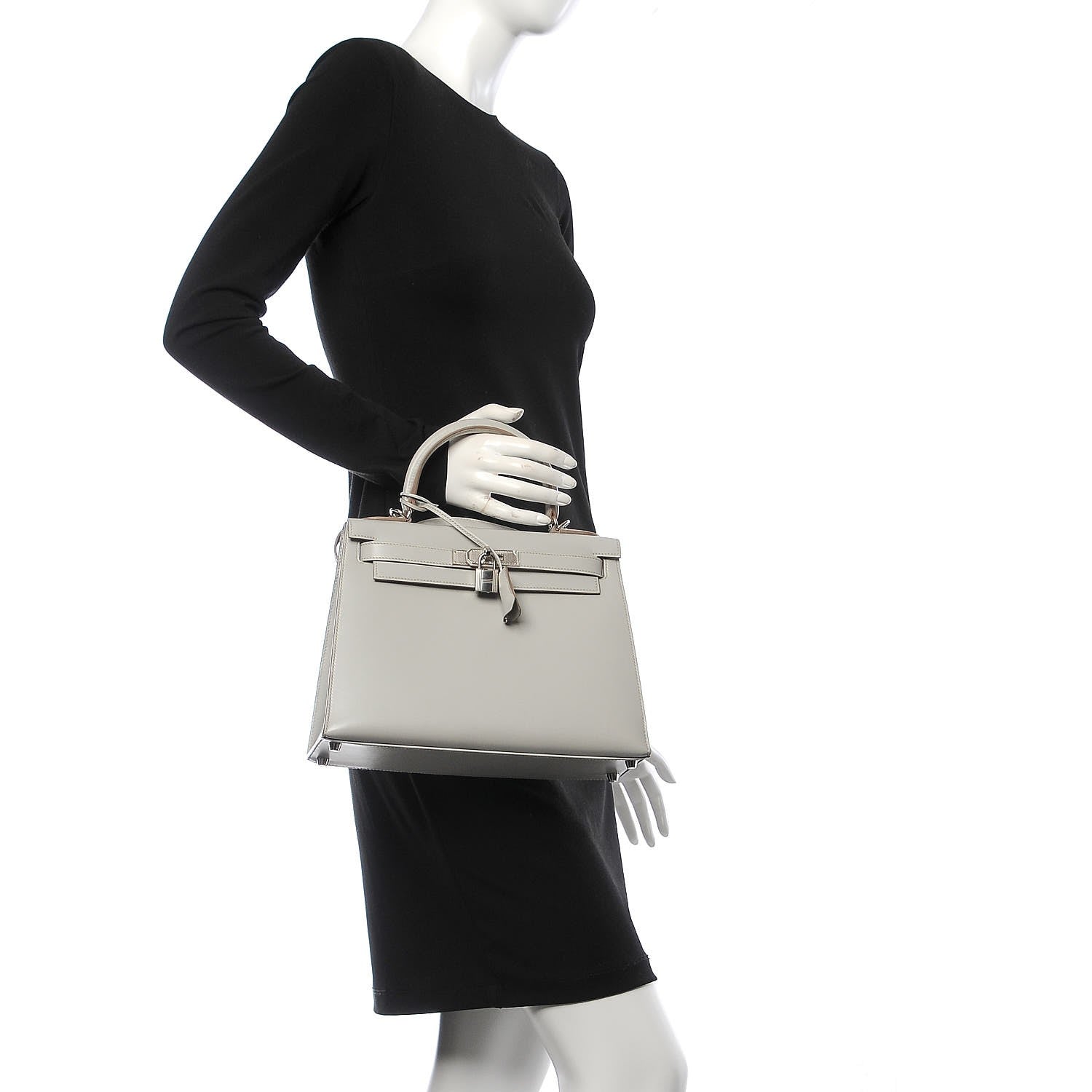 Hermes Tadelakt Kelly Sellier Guilloche 28 Gris Perle 3 of 36