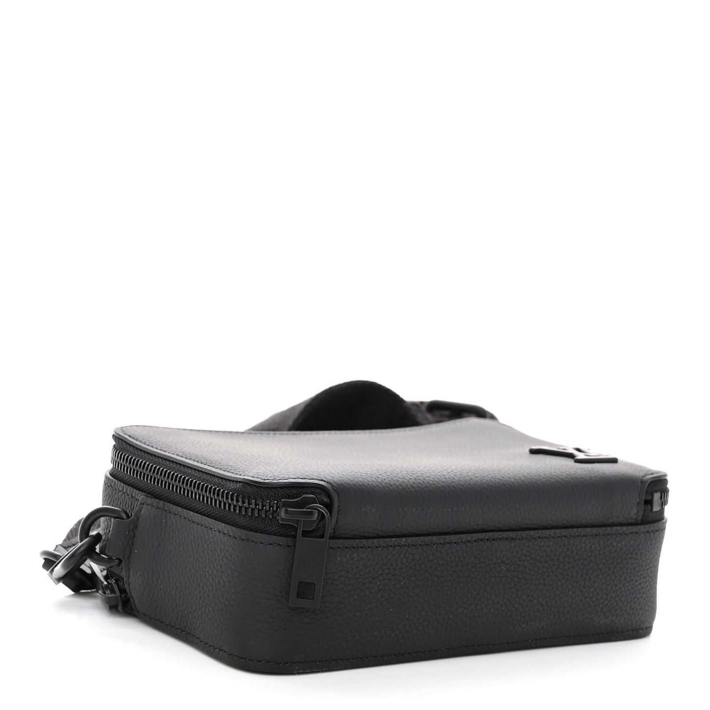 Calfskin Aerogram Alpha Wearable Wallet Black
