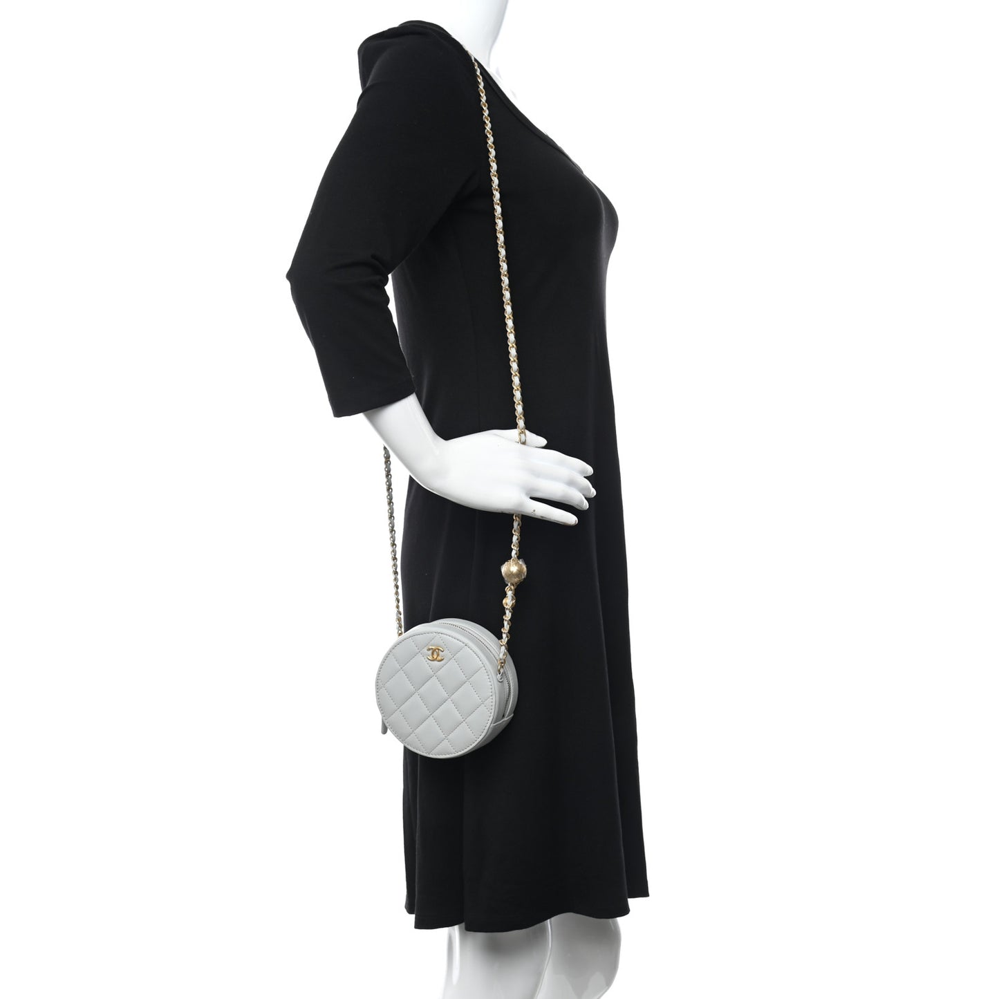 Lambskin Quilted Round Pearl Crush Clutch With Chain Grey