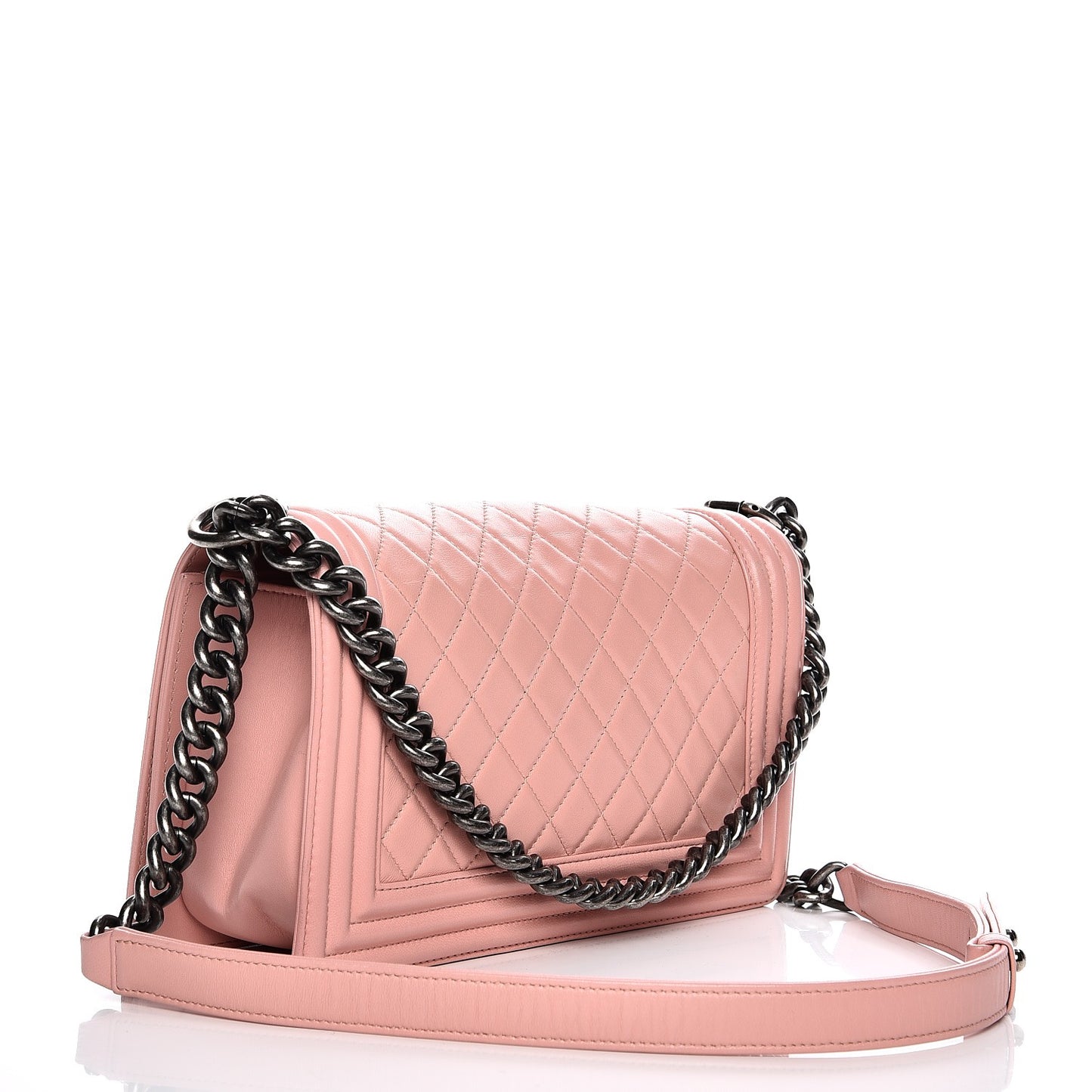 Lambskin Quilted Medium Boy Flap Light Pink