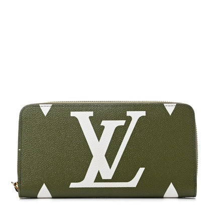 Louis Vuitton Monogram Giant Zippy Wallet Kaki White 1 of 7
