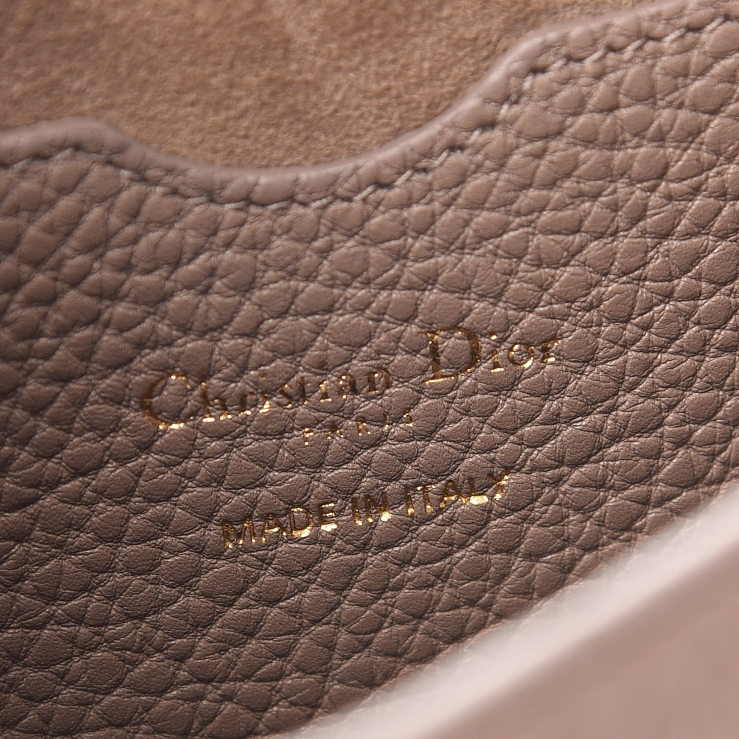 Grained Calfskin Large Bobby Flap Warm Taupe