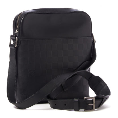 Louis Vuitton Damier Infini District Pochette Onyx 2 of 8