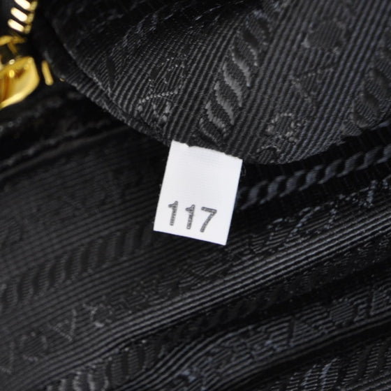Tessuto Vernice Bowler Black