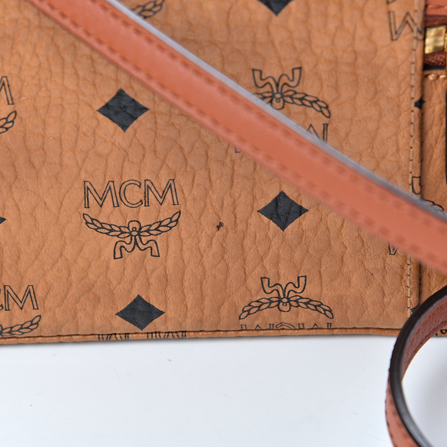 MCM Visetos Vanity Case Cognac 13 of 14