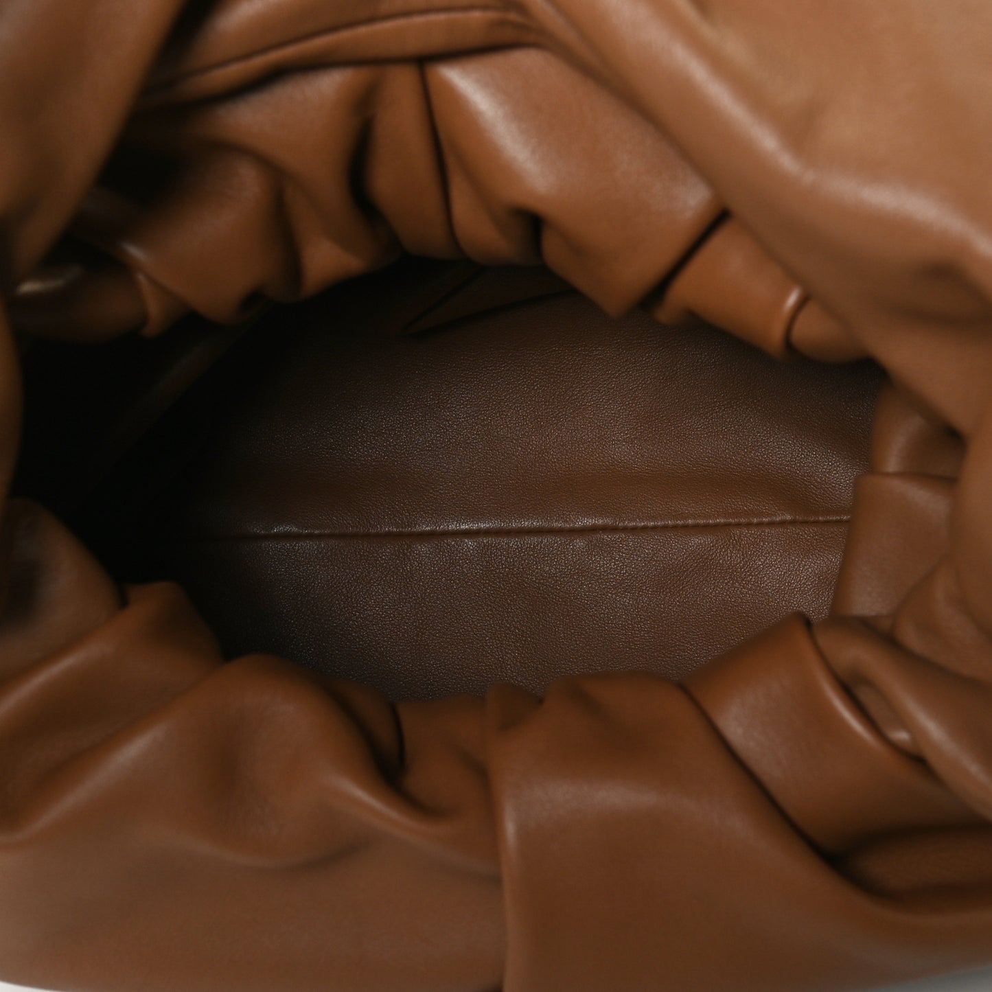 Smooth Butter Calfskin Small The Shoulder Pouch Cammello