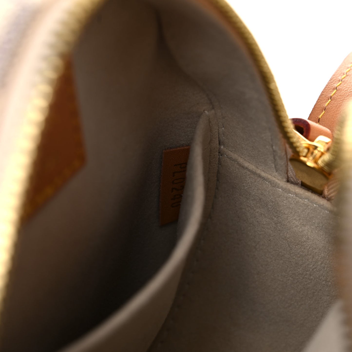 Damier Azur Boite Chapeau Souple PM