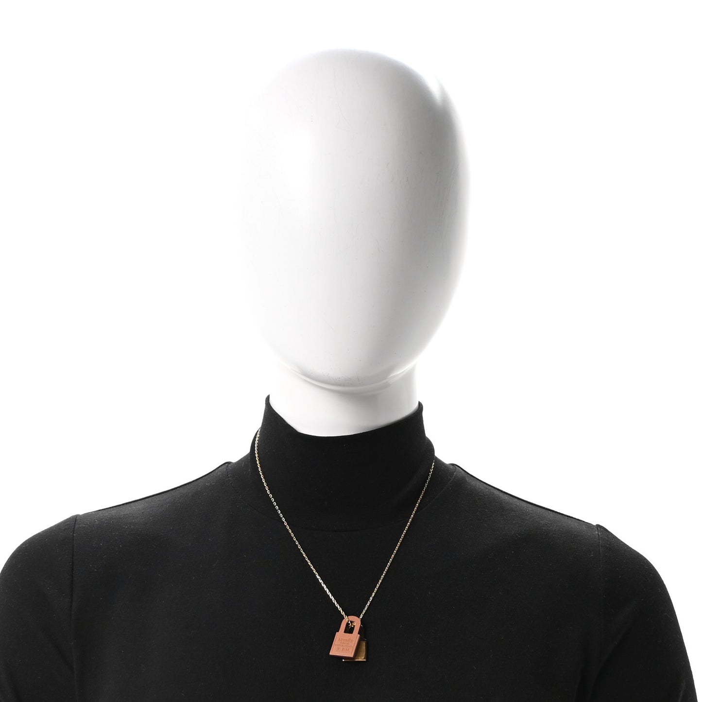 Swift Small O'Kelly Pendant Necklace Gold