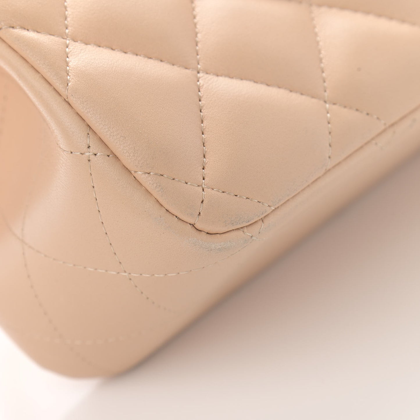 Lambskin Quilted Jumbo Double Flap Beige Clair