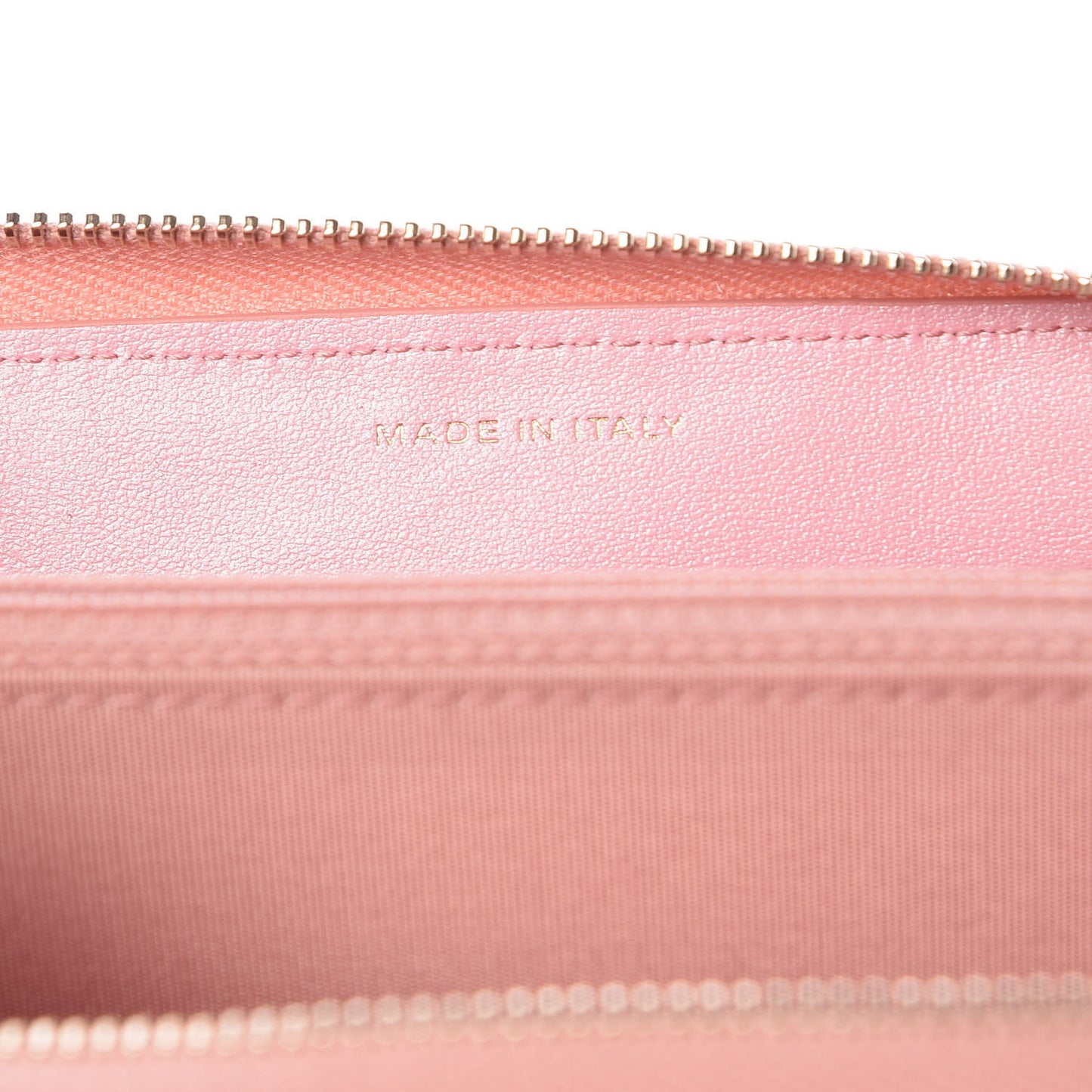 Iridescent Caviar Quilted Medium Zip Around Wallet Pink