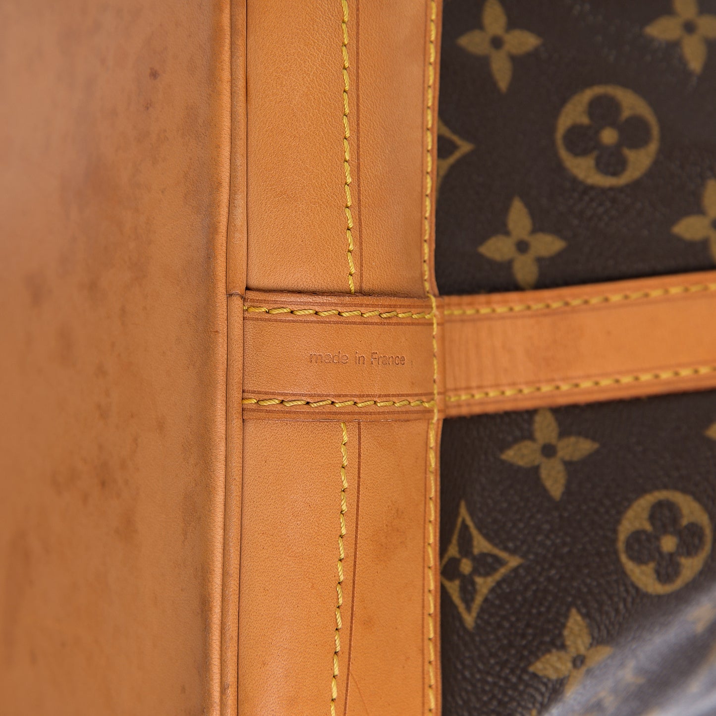 Monogram Noe