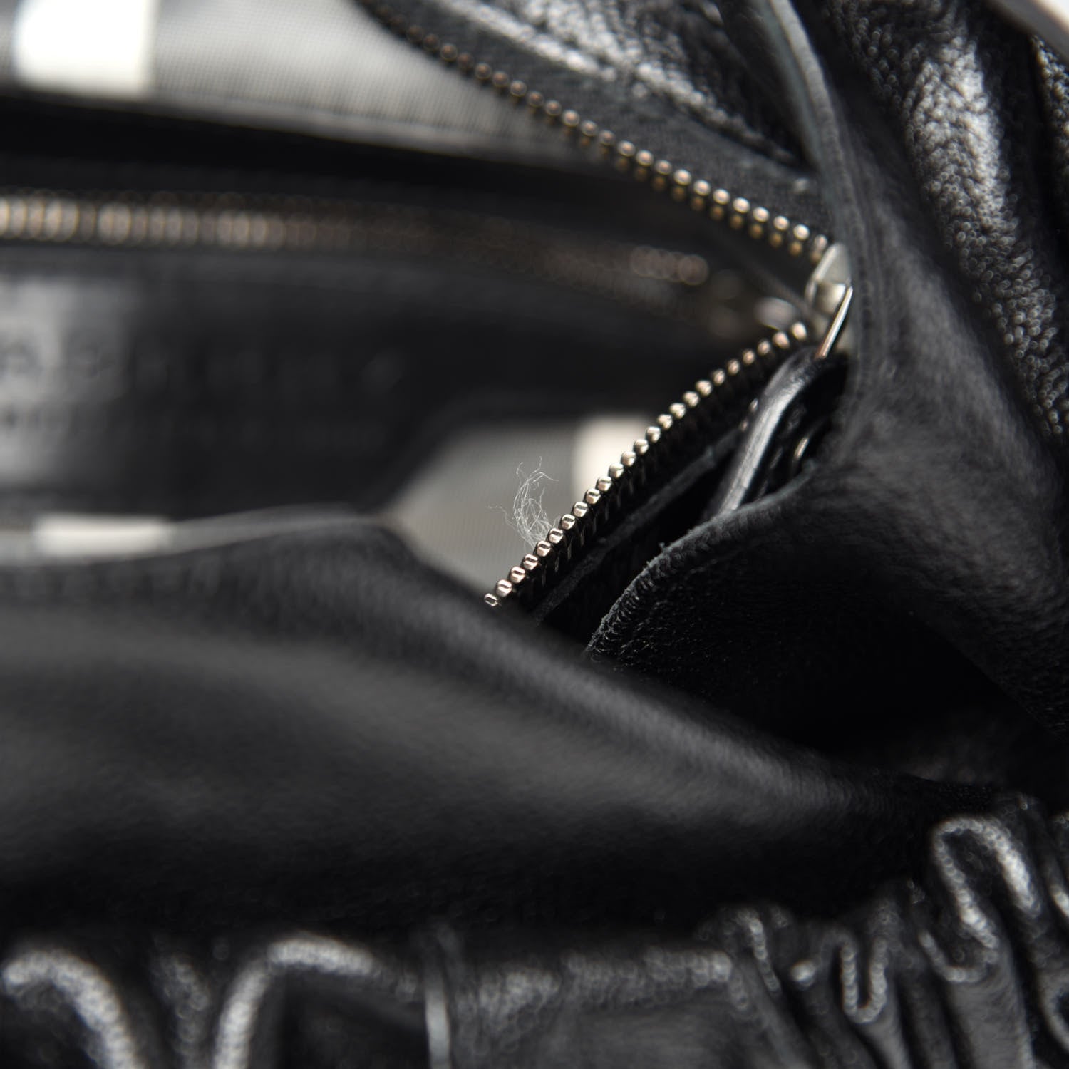 Burberry Calfskin Warrior Hobo Black 14 of 18
