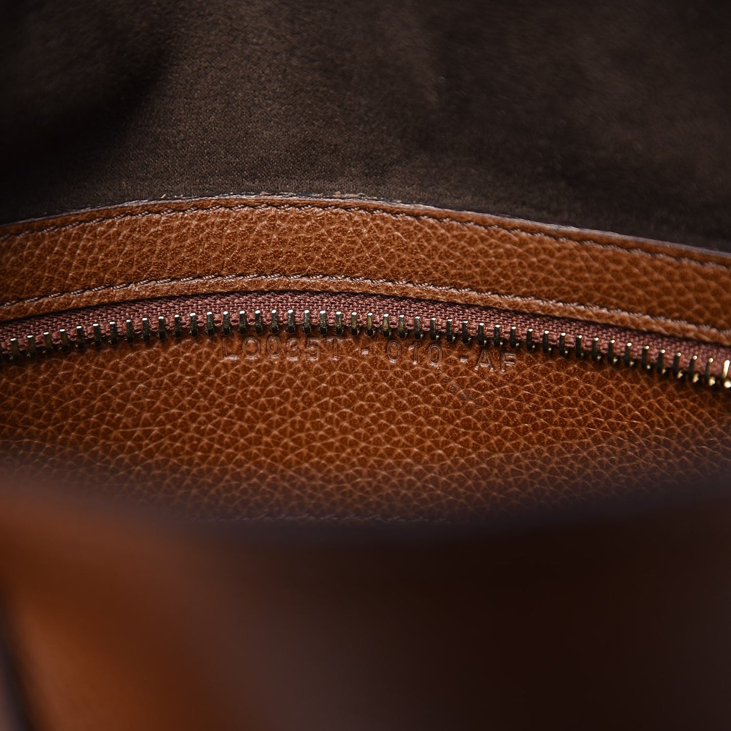 Pebbled Calfskin Medium Jennifer Caramel