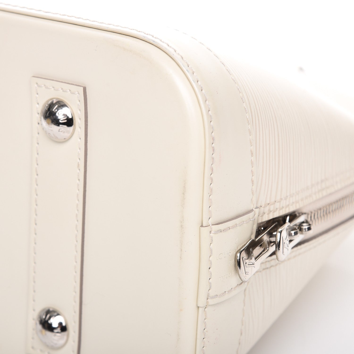 Louis Vuitton Epi Alma PM Ivory 15 of 17
