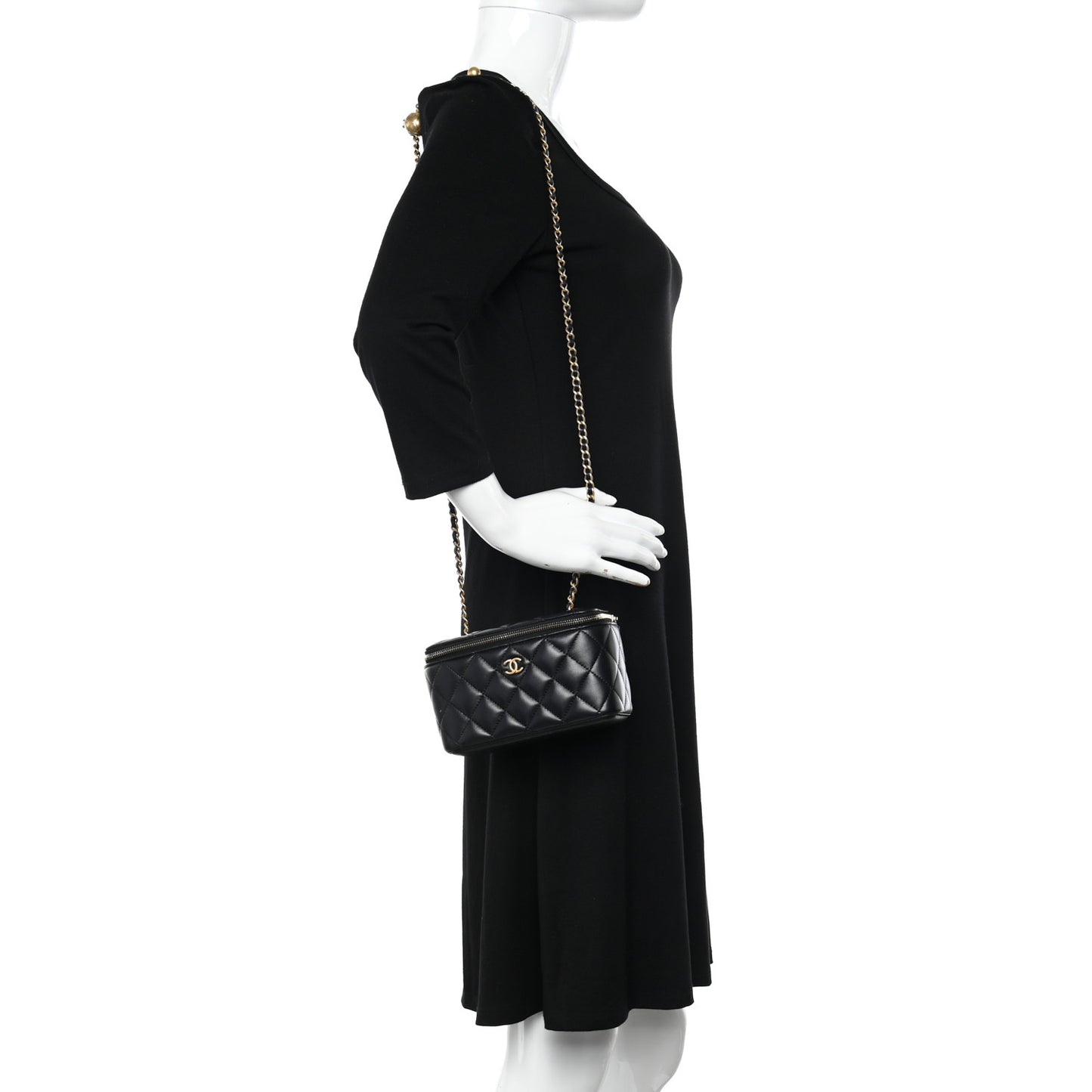 Lambskin Quilted Pearl Crush Small Vanity Case With Chain Black