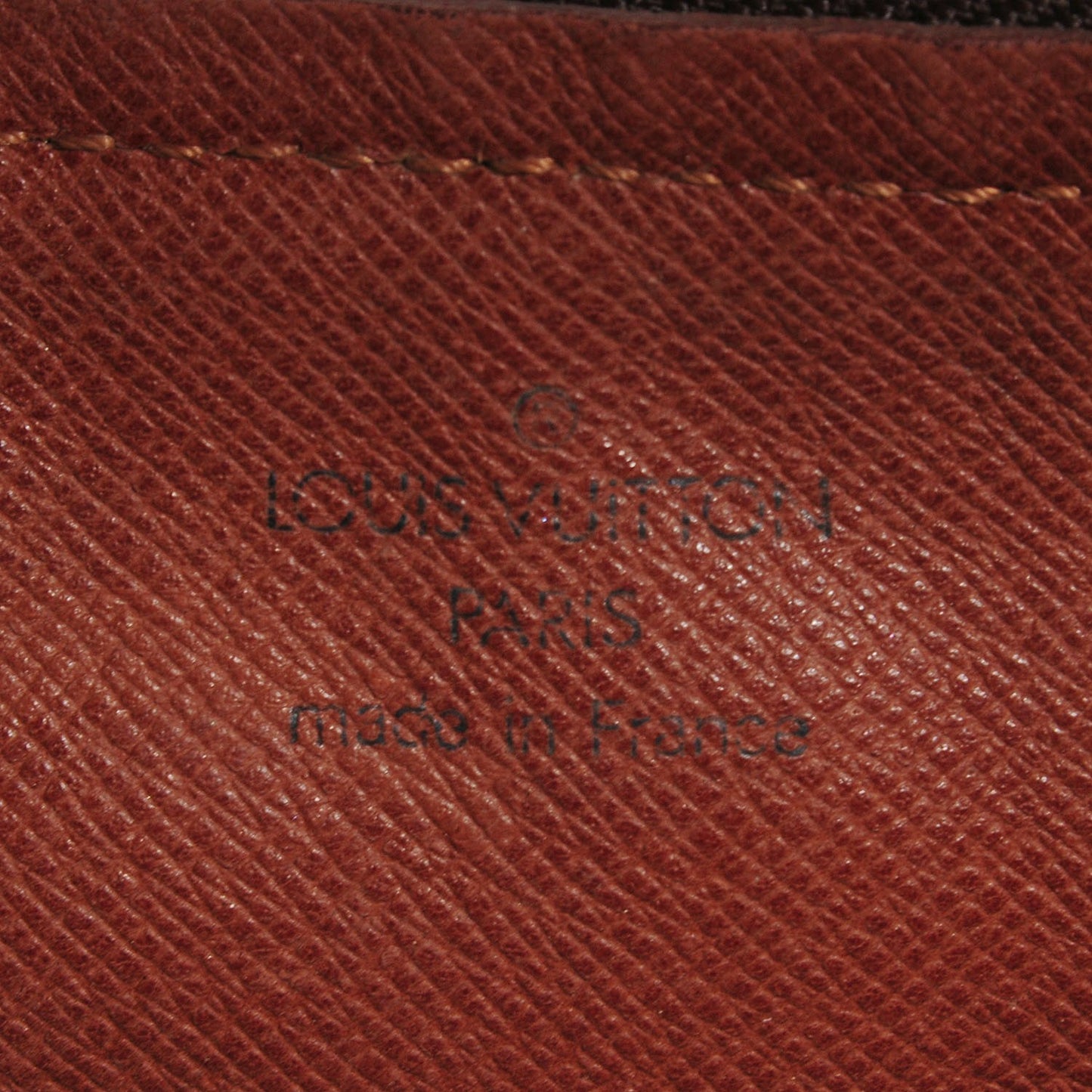 Monogram Papillon 26