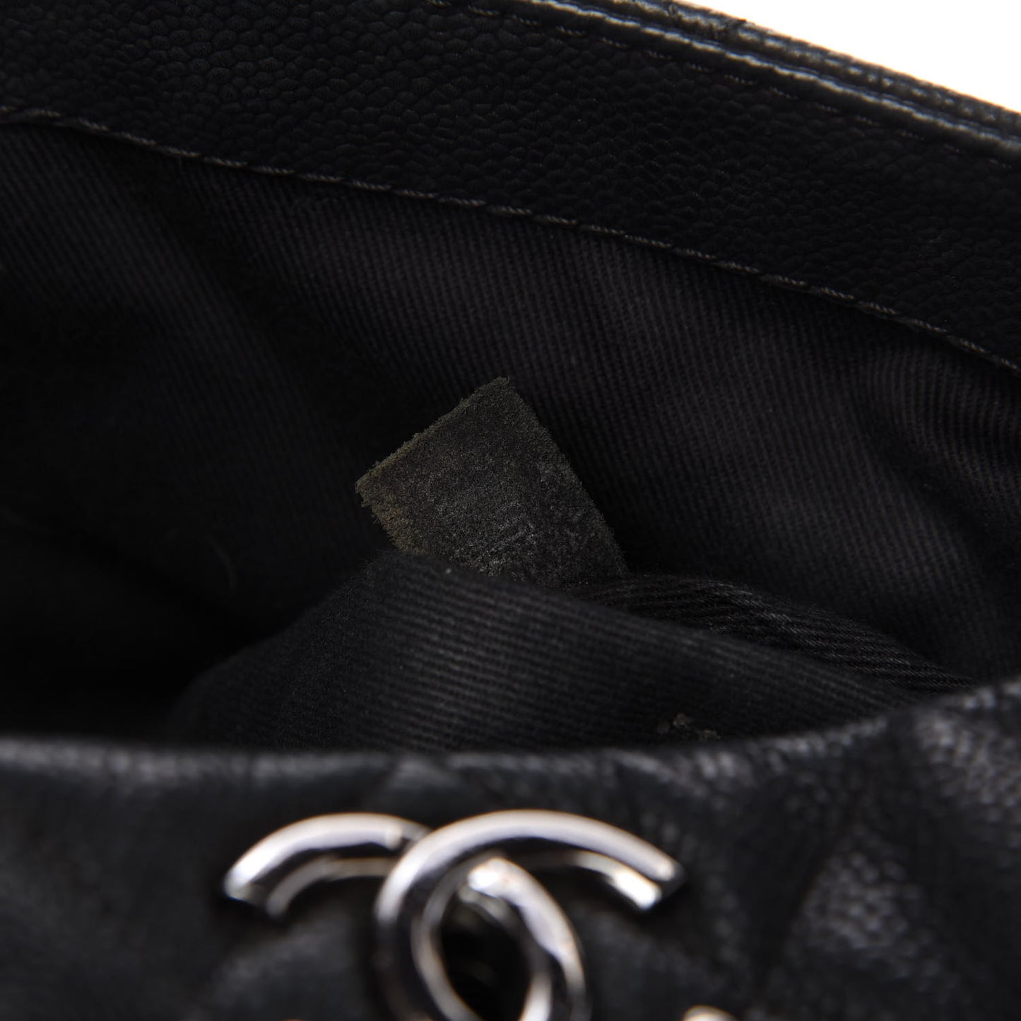 Iridescent Caviar Quilted Medium Lady Pearly Flap Black