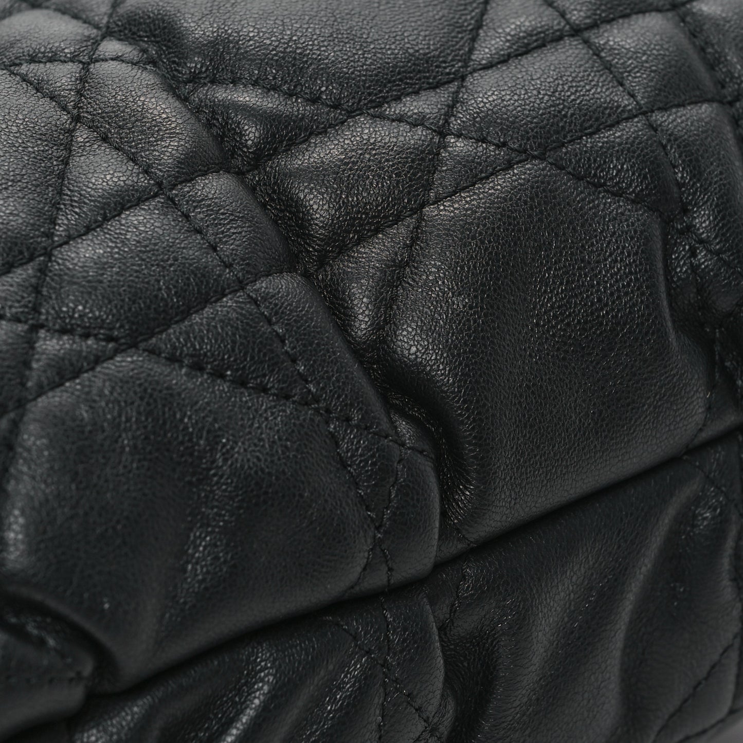 Lambskin Supple Macrocannage Medium Ammi Bag Black