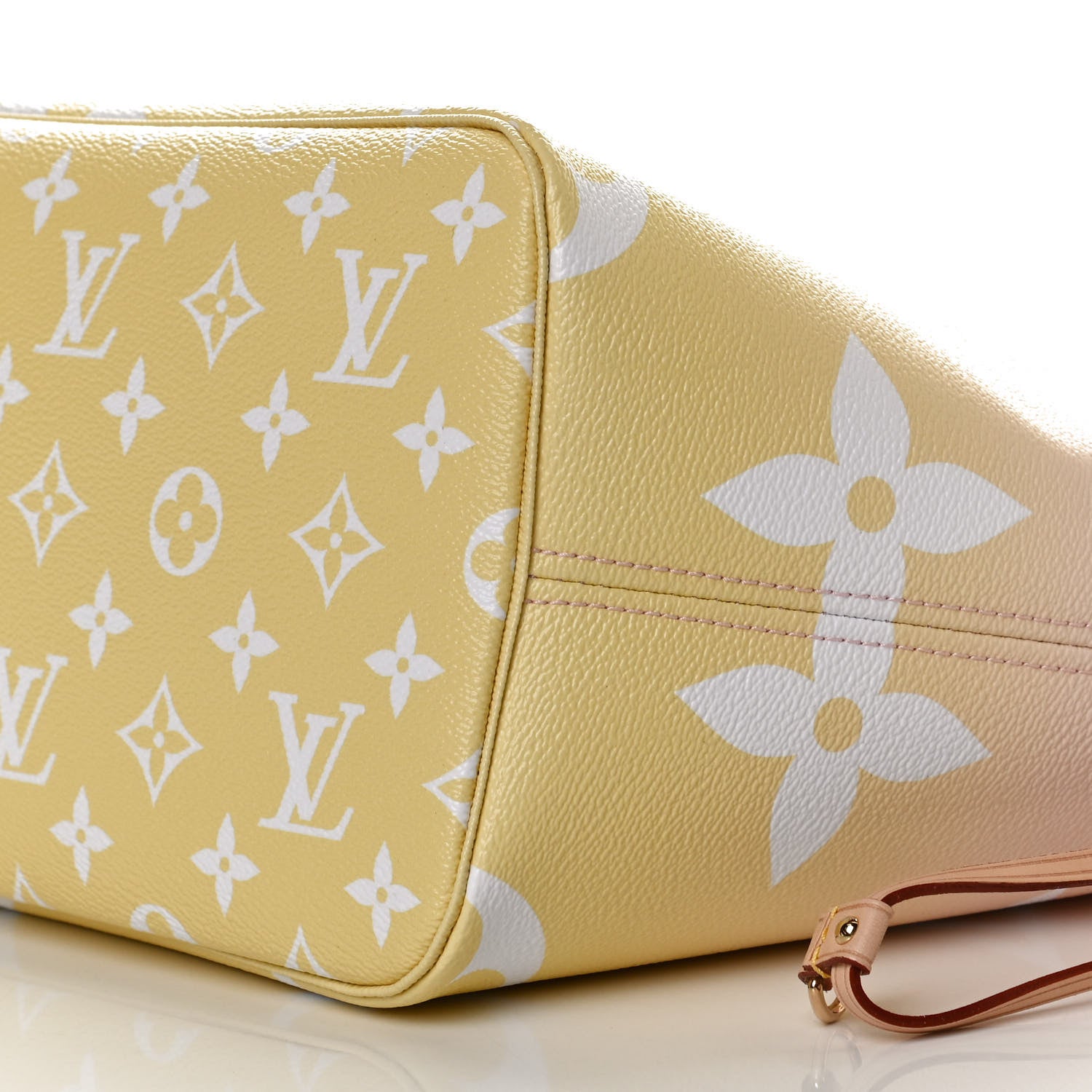 Louis Vuitton Monogram Giant By The Pool Neverfull MM Light Pink 10 of 12