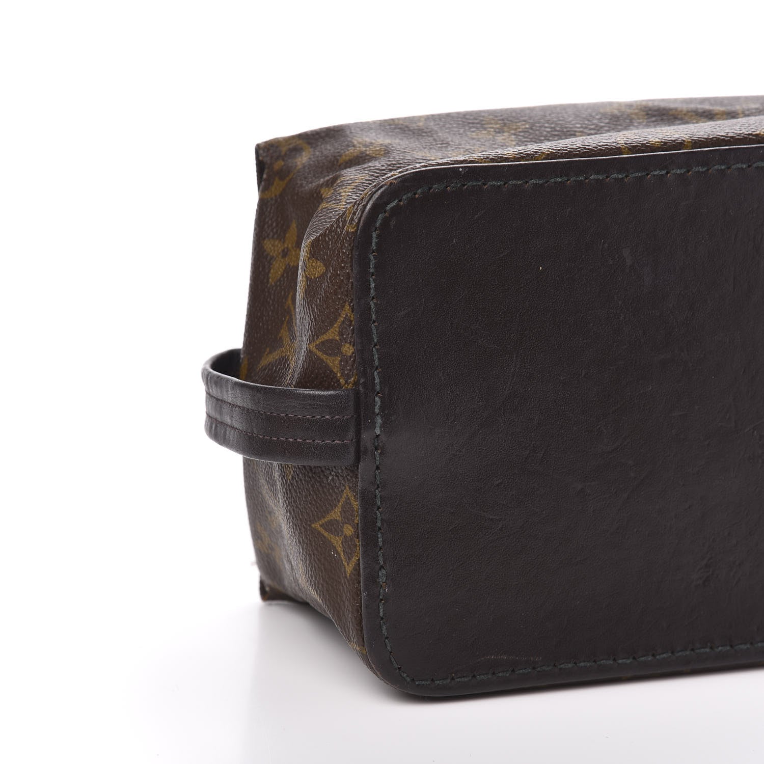 Louis Vuitton Monogram Toiletry Pouch 10 of 15