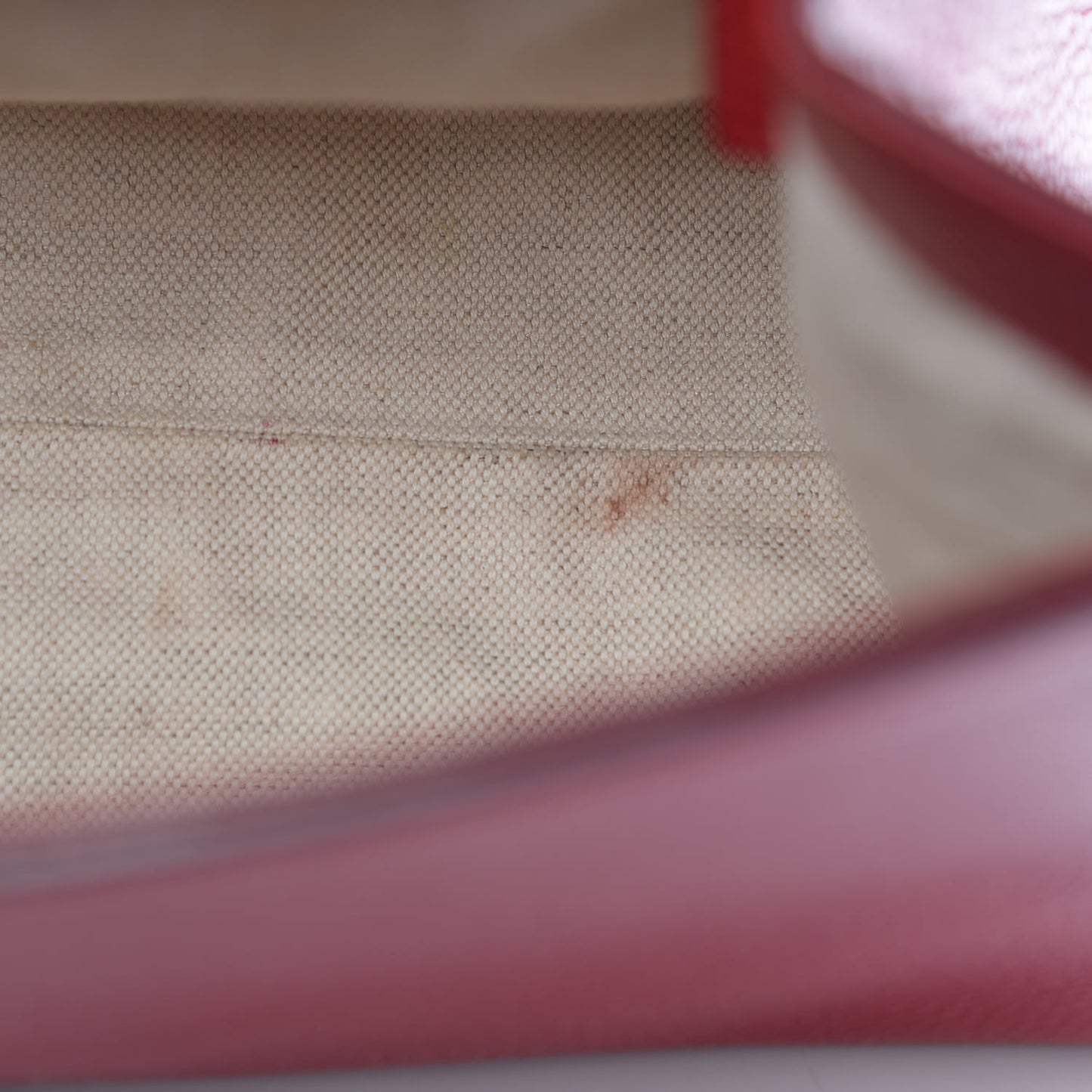 Calfskin Small GG Marmont Top Handle Bag Vulcanic Red